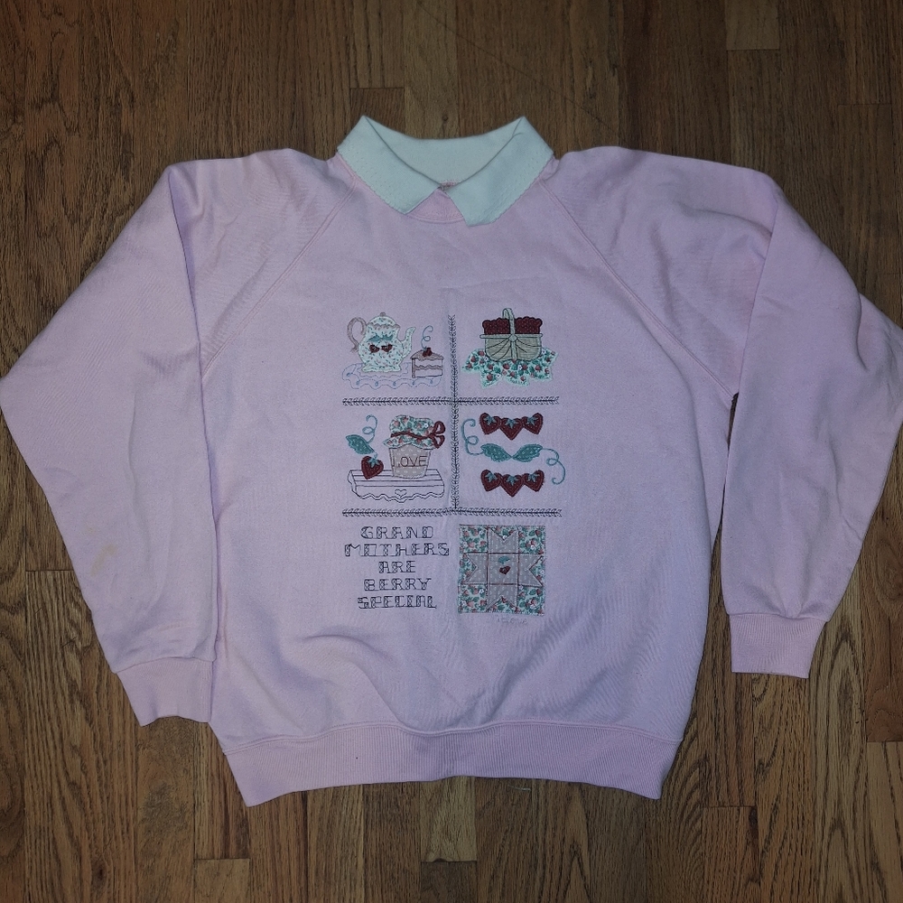 Grandmother Strawberry Sweatshirt XL Berry Special Vintage Folk Art Applique